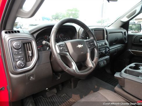 Used 2021 Chevrolet Silverado 1500 LT AWD/4WD image 12