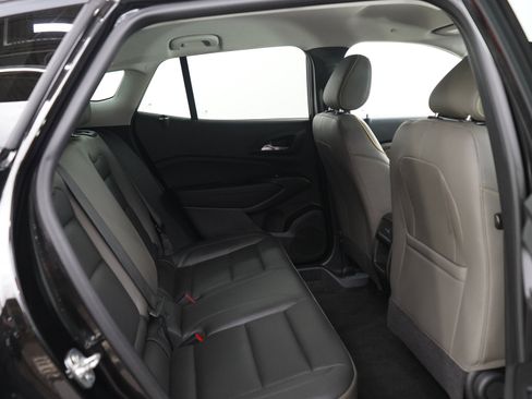 Used 2024 Chevrolet Trax ACTIV FWD image 12