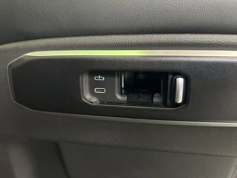 Used 2024 BMW X5 sDrive40i w/ M Sport Package image 35