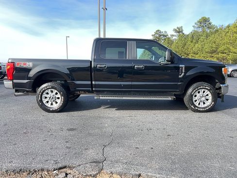 Used 2021 Ford F250 XL w/ STX Appearance Package image 4