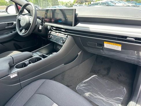New 2026 Hyundai Sonata SEL AWD/4WD image 16