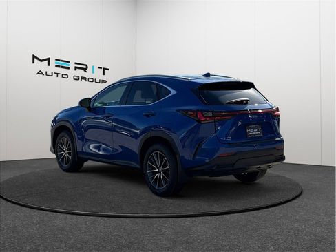 Used 2025 Lexus NX 250 FWD w/ Premium Package image 7