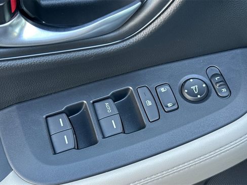 New 2026 Honda HR-V LX image 11