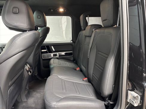 Used 2025 Mercedes-Benz G 550 image 29