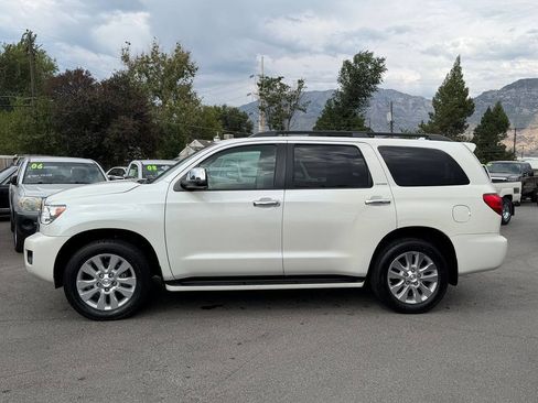 Used 2015 Toyota Sequoia Platinum AWD/4WD image 11