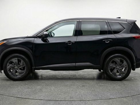 Used 2025 Nissan Rogue SV AWD/4WD image 5