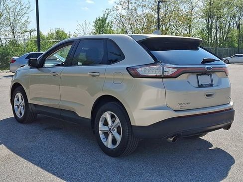 Used 2017 Ford Edge SE image 7