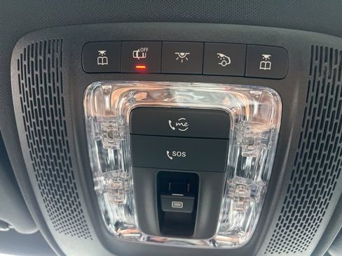 Used 2023 Mercedes-Benz CLA 250 4MATIC image 31