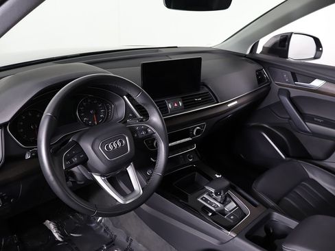 Used 2023 Audi Q5 2.0T Premium w/ Convenience Package AWD/4WD image 24