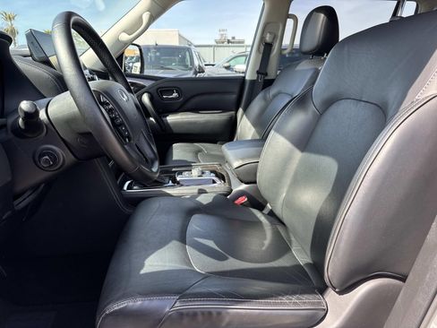 Used 2024 INFINITI QX80 Luxe image 18