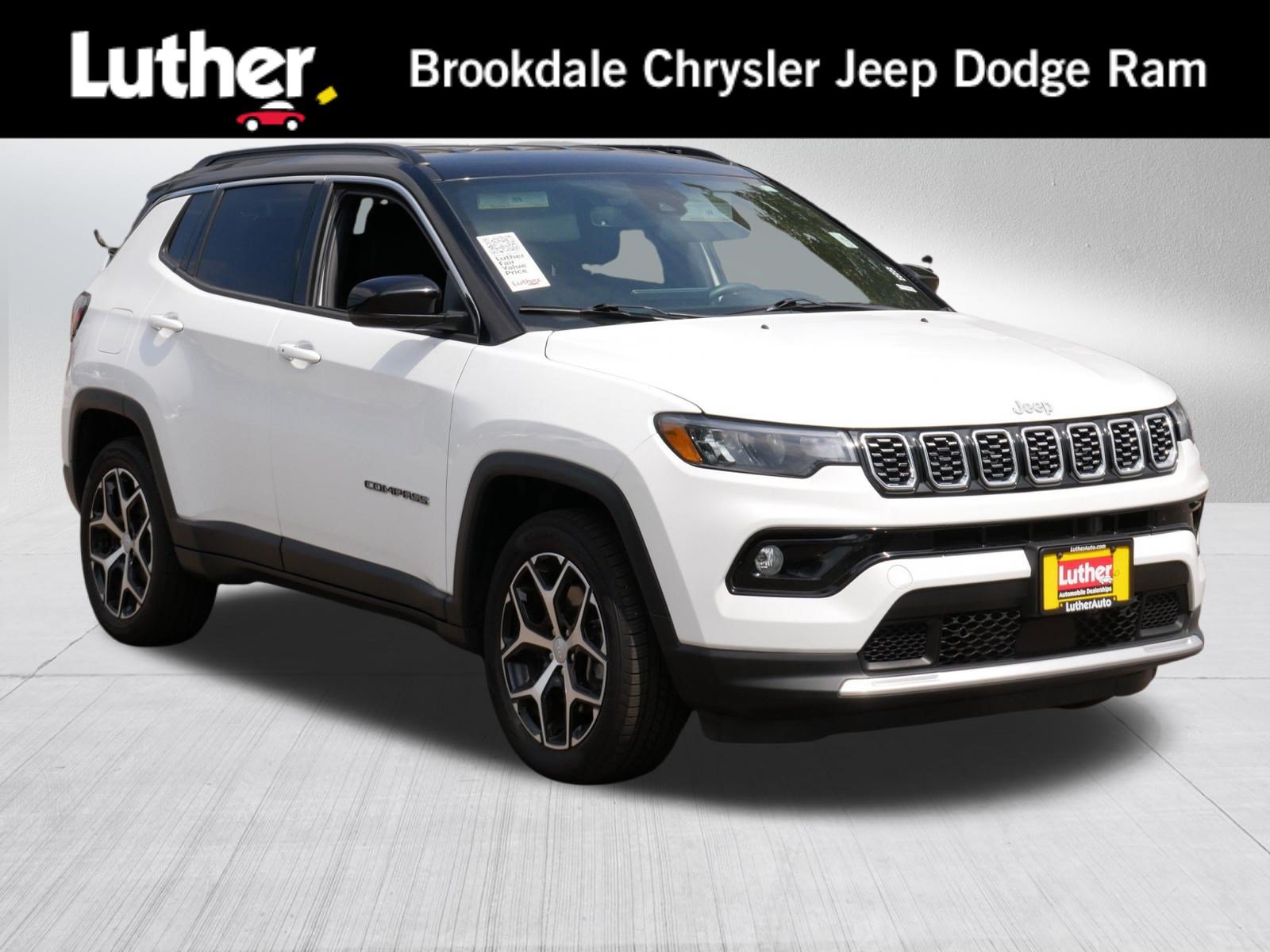 Used 2024 Jeep Compass Limited AWD/4WD image 1
