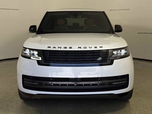 Used 2024 Land Rover Range Rover Long Wheelbase SE AWD/4WD image 8