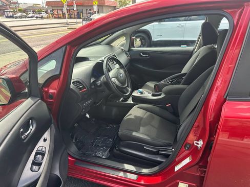 Used 2015 Nissan Leaf S w/ Charge Package FWD image 10