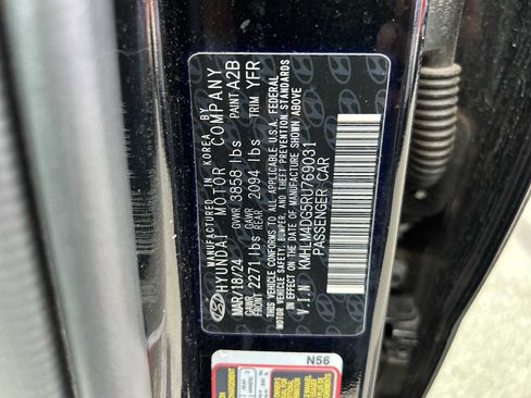 Used 2024 Hyundai Elantra SEL FWD image 23