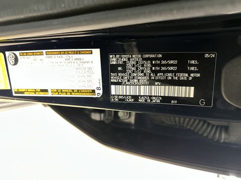 Used 2024 Lexus GX 550 w/ Accessory Package (Z1) AWD/4WD image 36