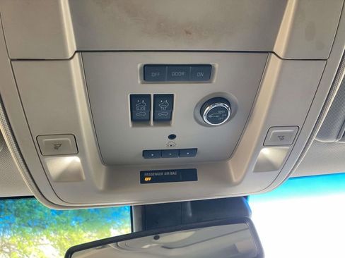 Used 2020 GMC Yukon Denali w/ Open Road Package image 19