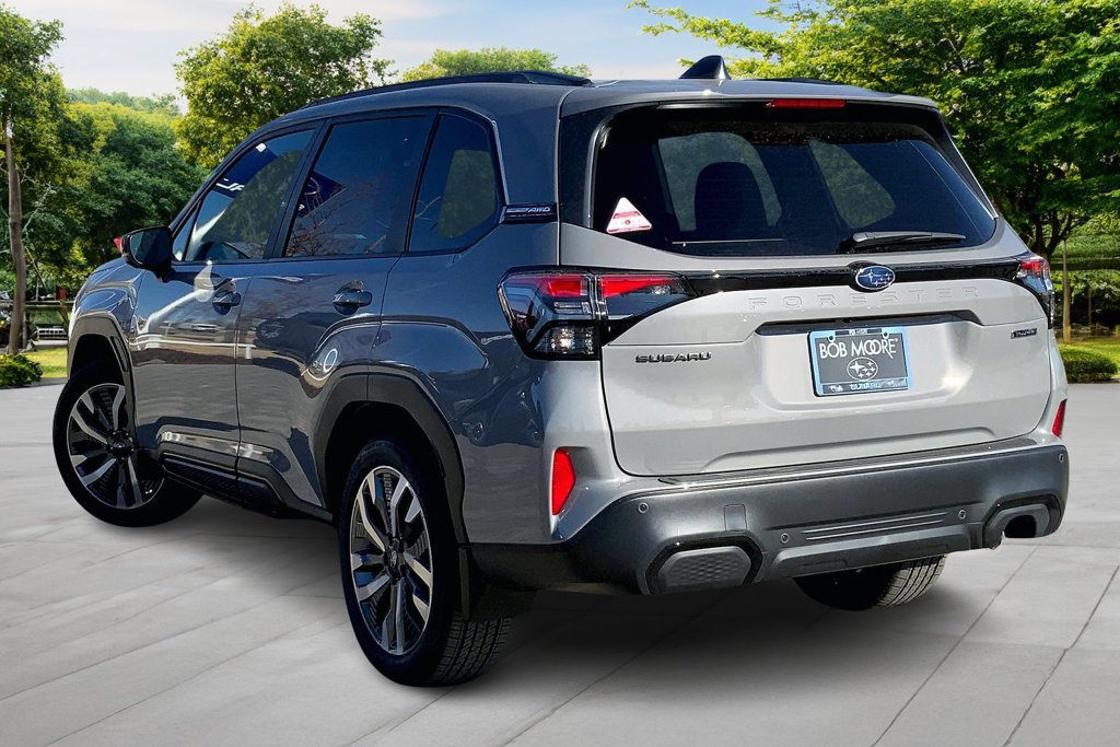 New 2026 Subaru Forester Touring AWD/4WD image 3