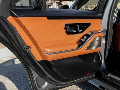 Used 2023 Mercedes-Benz S 580 4MATIC Sedan image 39