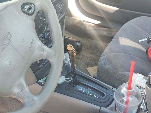 Used 2004 Chevrolet Malibu Classic image 5