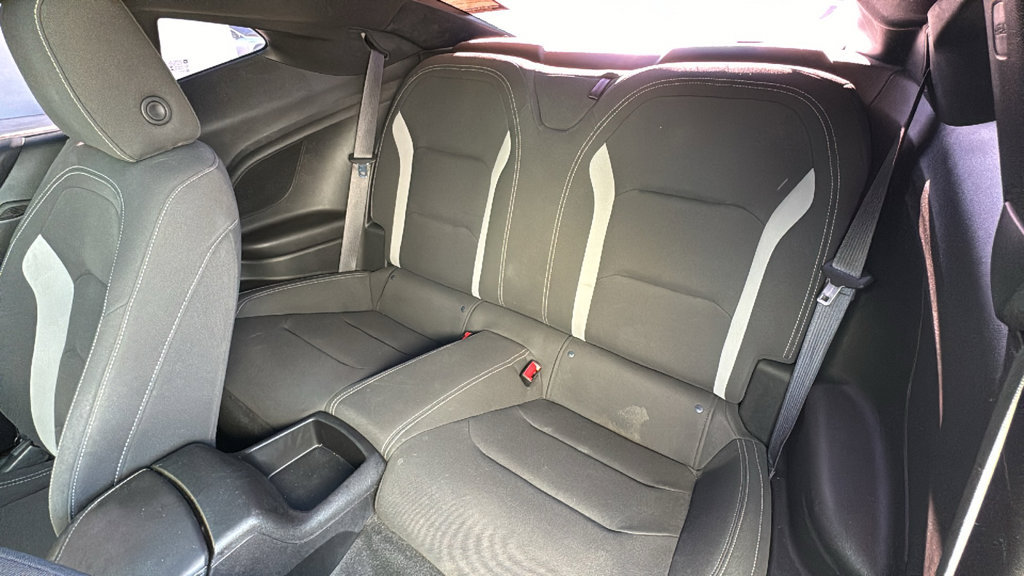 Used 2018 Chevrolet Camaro SS RWD image 16