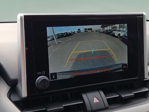 Certified 2025 Toyota RAV4 XLE w/ Convenience Package FWD image 23