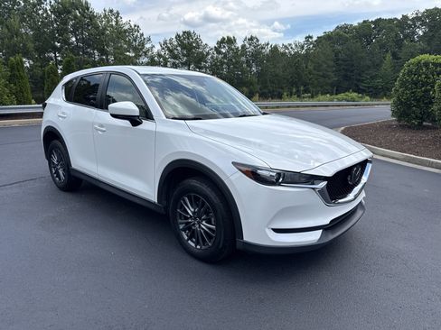 Used 2019 MAZDA CX-5 Touring FWD image 2