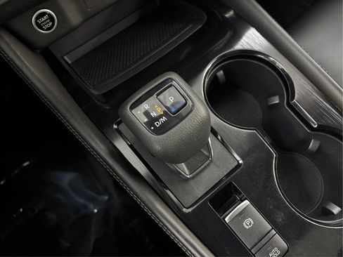 Used 2021 Nissan Rogue SL w/ Premium Package image 48