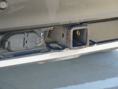 Used 2022 Ford Explorer Limited w/ Equipment Group 301A image 8