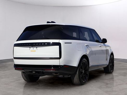 Used 2025 Land Rover Range Rover Long Wheelbase SE AWD/4WD image 7