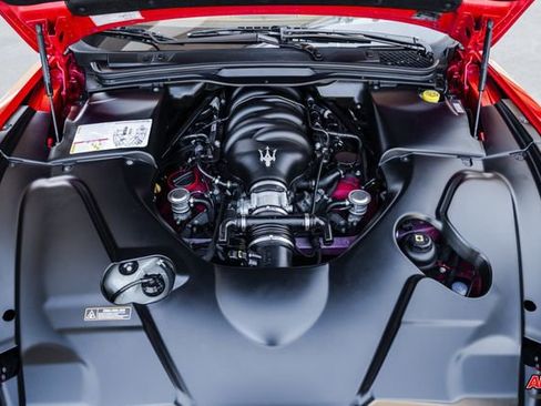 Used 2012 Maserati GranTurismo Sport image 24