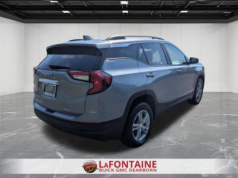 Used 2023 GMC Terrain SLE w/ Driver Convenience Package AWD/4WD image 5