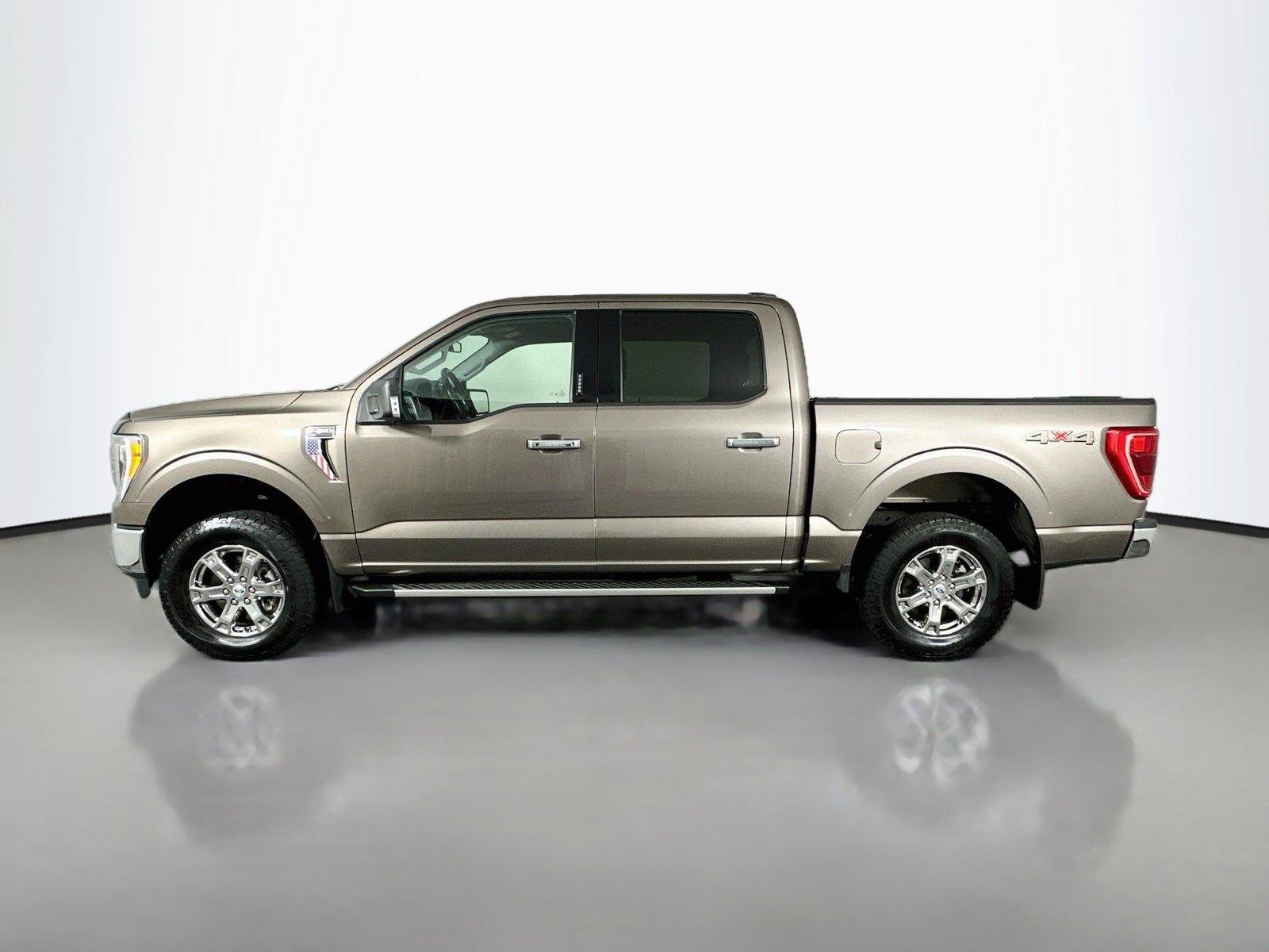 Used 2022 Ford F150 XLT w/ Equipment Group 302A High AWD/4WD image 8