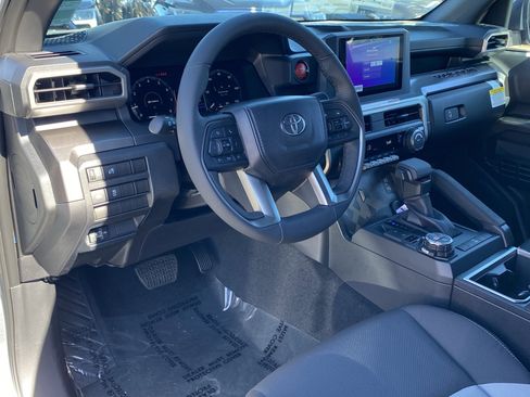 New 2025 Toyota Tacoma TRD Off-Road image 13