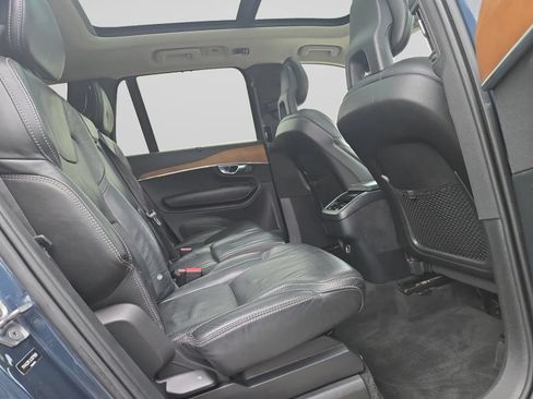 Used 2018 Volvo XC90 T6 Inscription w/ Convenience Package AWD/4WD image 32