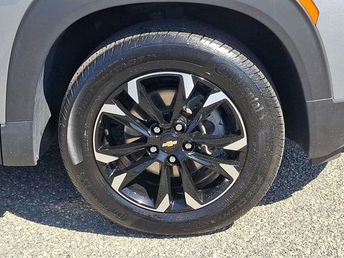 Used 2023 Chevrolet TrailBlazer LT w/ Convenience Package AWD/4WD image 8