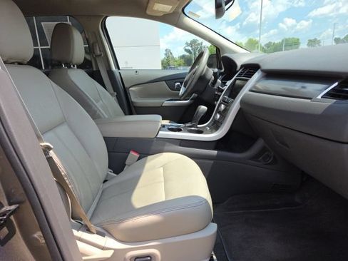 Used 2014 Ford Edge SEL w/ Equipment Group 205A FWD image 16