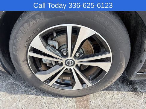 Used 2020 Nissan Sentra SV FWD image 8