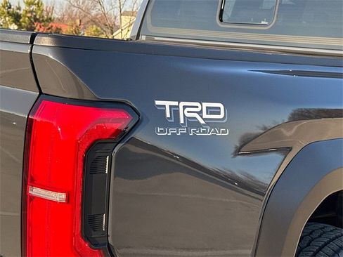 Used 2024 Toyota Tacoma TRD Off-Road image 6