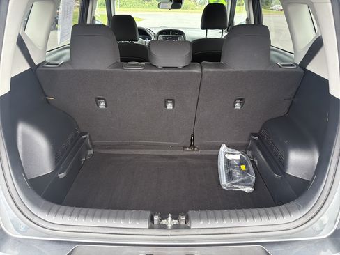 Used 2024 Kia Soul LX w/ Option Group 015 FWD image 5
