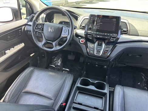 Certified 2023 Honda Odyssey Touring image 12