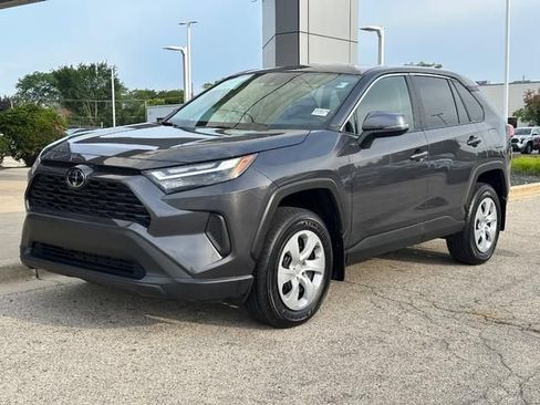 Used 2024 Toyota RAV4 LE AWD/4WD image 9