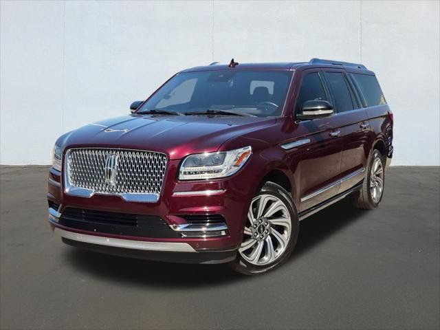 Used 2019 Lincoln Navigator L Reserve AWD/4WD image 1