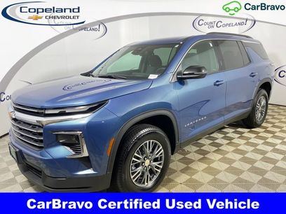 Certified 2025 Chevrolet Traverse LT