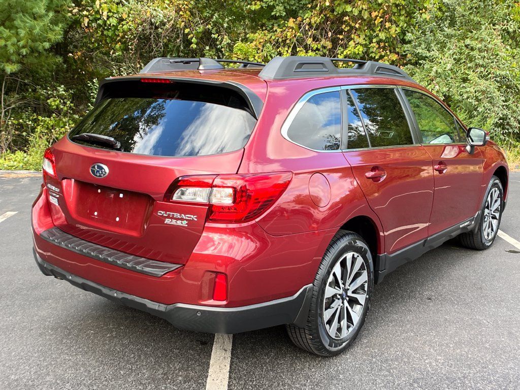 Used 2017 Subaru Outback 2.5i Limited AWD/4WD image 5