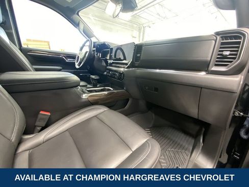 Used 2024 Chevrolet Silverado 1500 LT Trail Boss w/ LT Trail Boss Premium Package AWD/4WD image 37