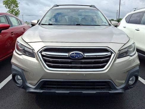 Used 2018 Subaru Outback 2.5i Limited AWD/4WD image 2