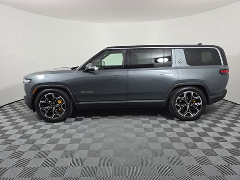 Used 2024 Rivian R1S Adventure AWD/4WD image 2