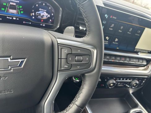 Used 2024 Chevrolet Silverado 1500 LT Trail Boss w/ Convenience Package II image 34