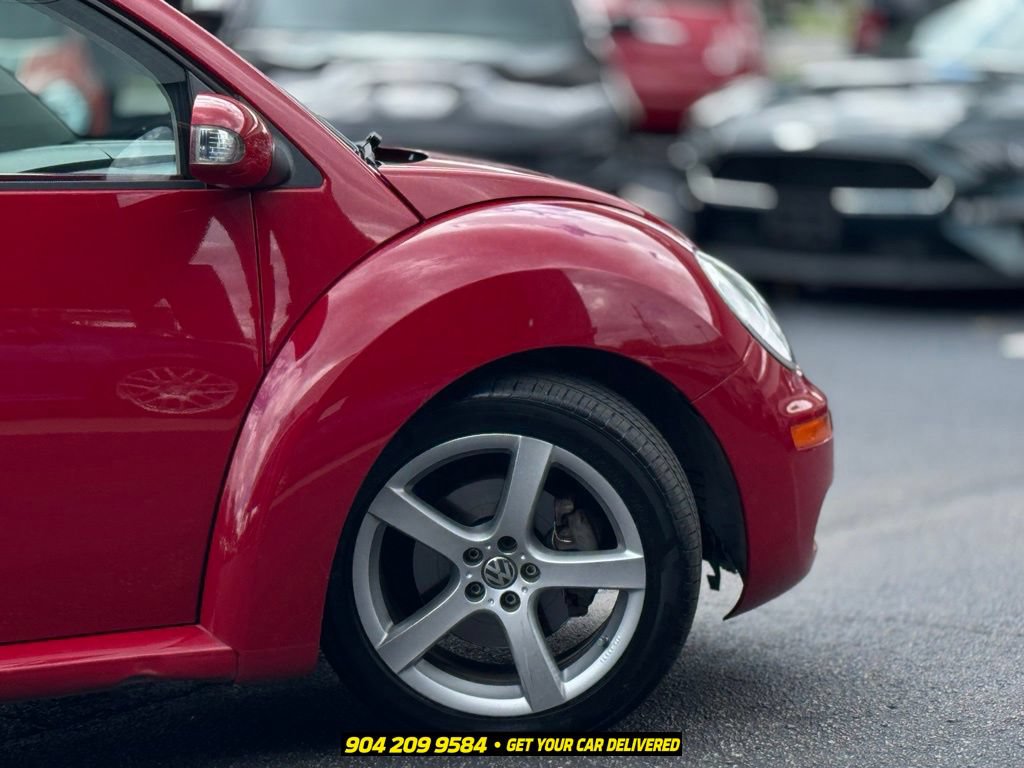 Used 2010 Volkswagen Beetle Coupe FWD image 8