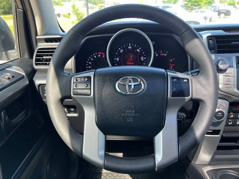 Used 2013 Toyota 4Runner Limited image 15